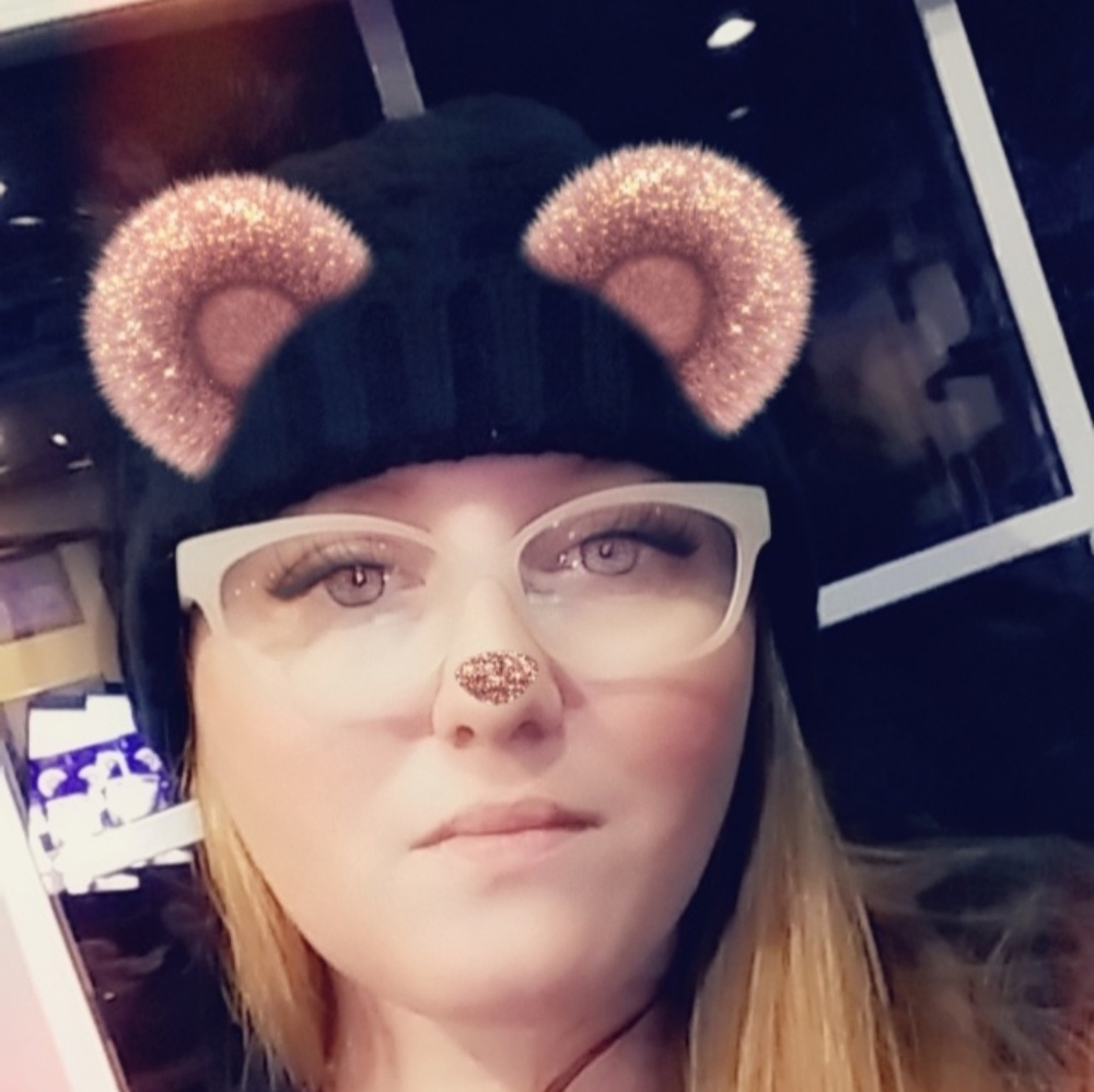 Meet your Posher, Kimberly